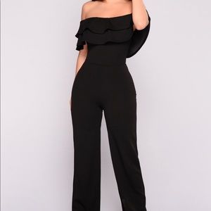 BLACK RUFFLE JUMPSUIT